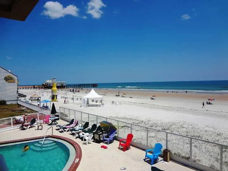 Hotel Super 8 Oceanfront Motel Daytona Beach